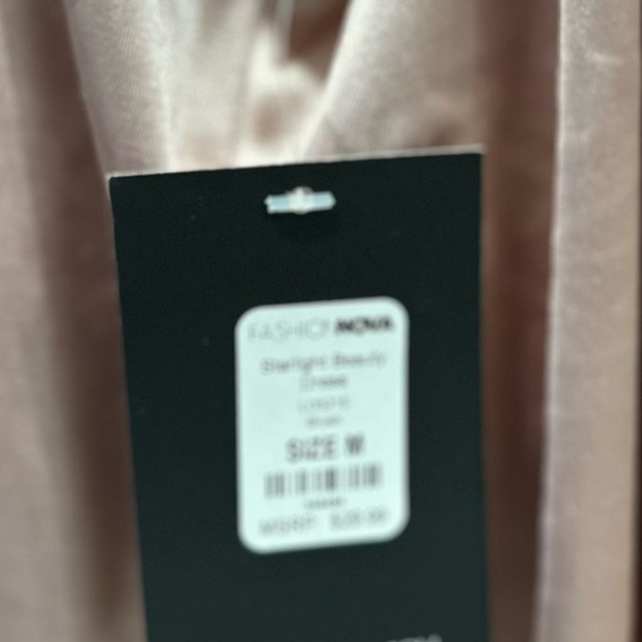 Silky Dress - Picture 4 of 4